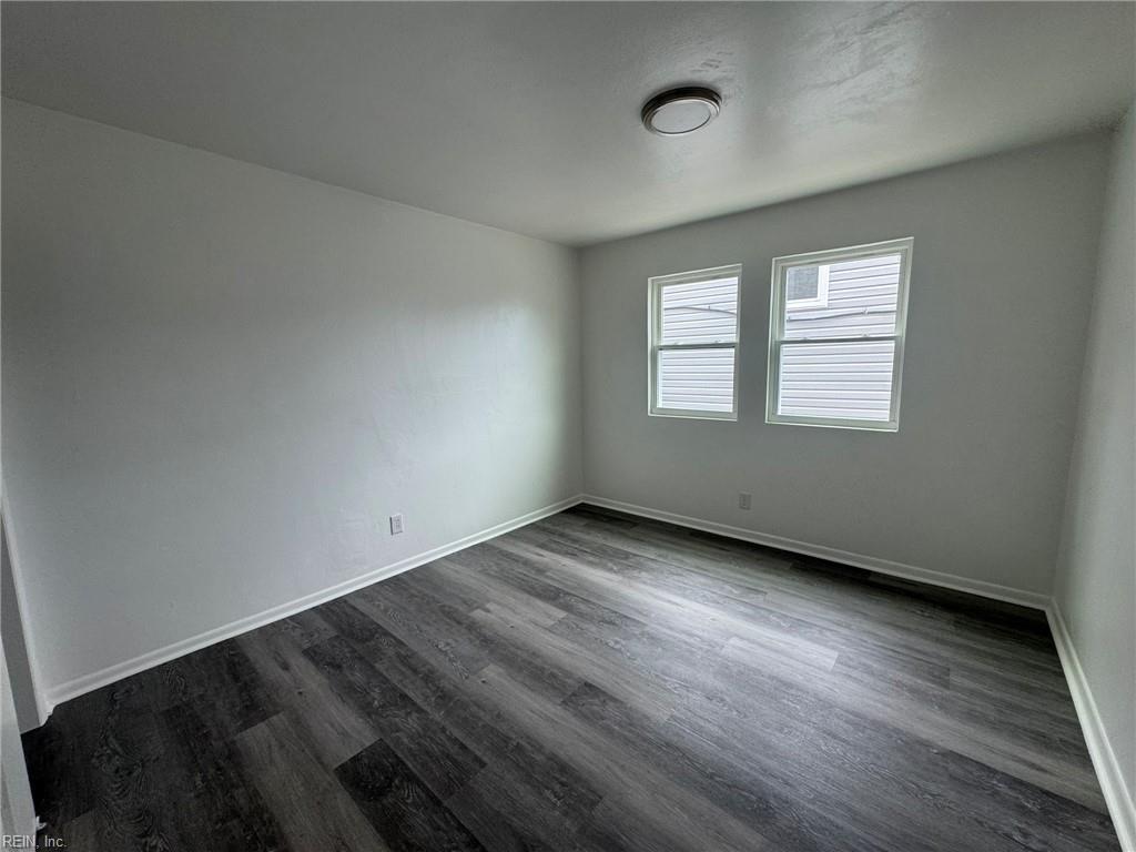 1125 Little Bay Ave Property Photo 4