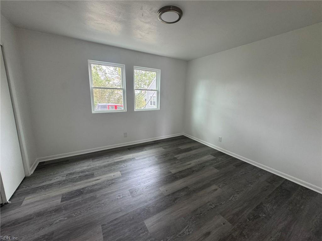 1125 Little Bay Ave Property Photo 5