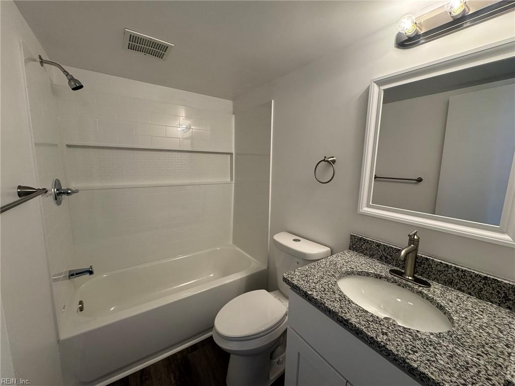 1125 Little Bay Ave Property Photo 6