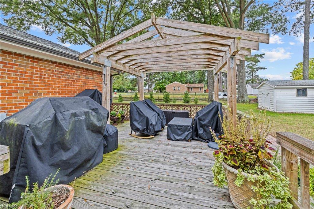 201 Smithfield Blvd Property Photo 34