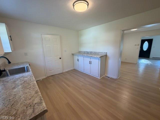 325 Harrison St Property Photo 7