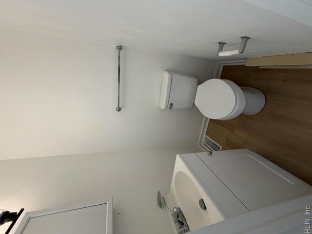 325 Harrison St Property Photo 18