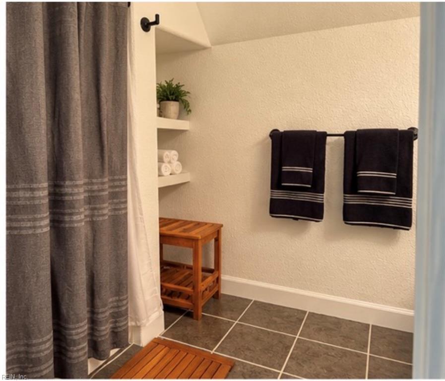 440 Ivy Cres Property Photo 15