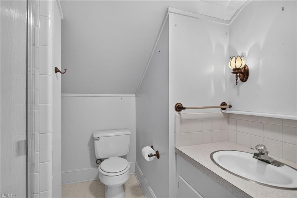627 Dogwood Ln Property Photo 34