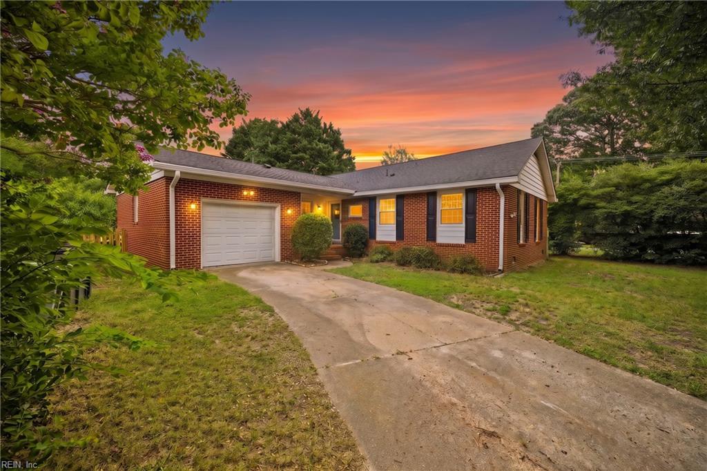 359 Eppington CIR Property Photo 1
