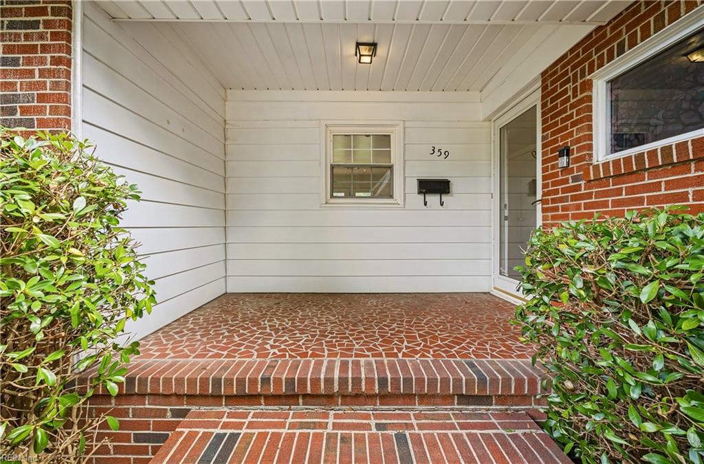 359 Eppington Cir Property Photo 6