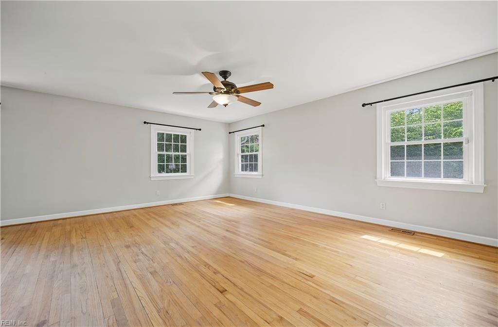 359 Eppington Cir Property Photo 9