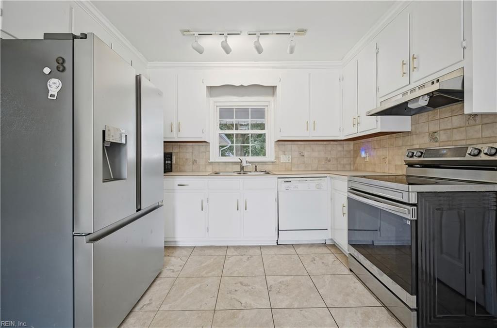 359 Eppington Cir Property Photo 15