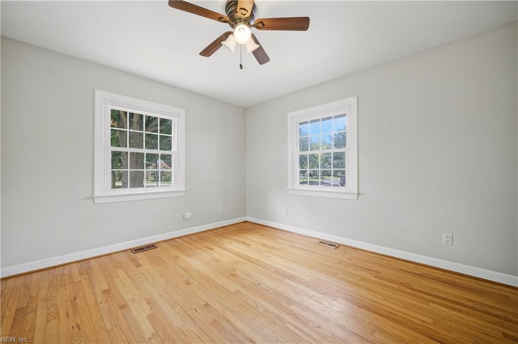 359 Eppington Cir Property Photo 21