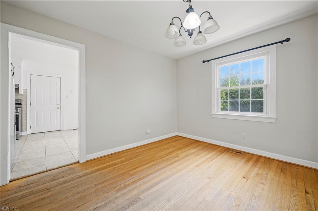 359 Eppington Cir Property Photo 24