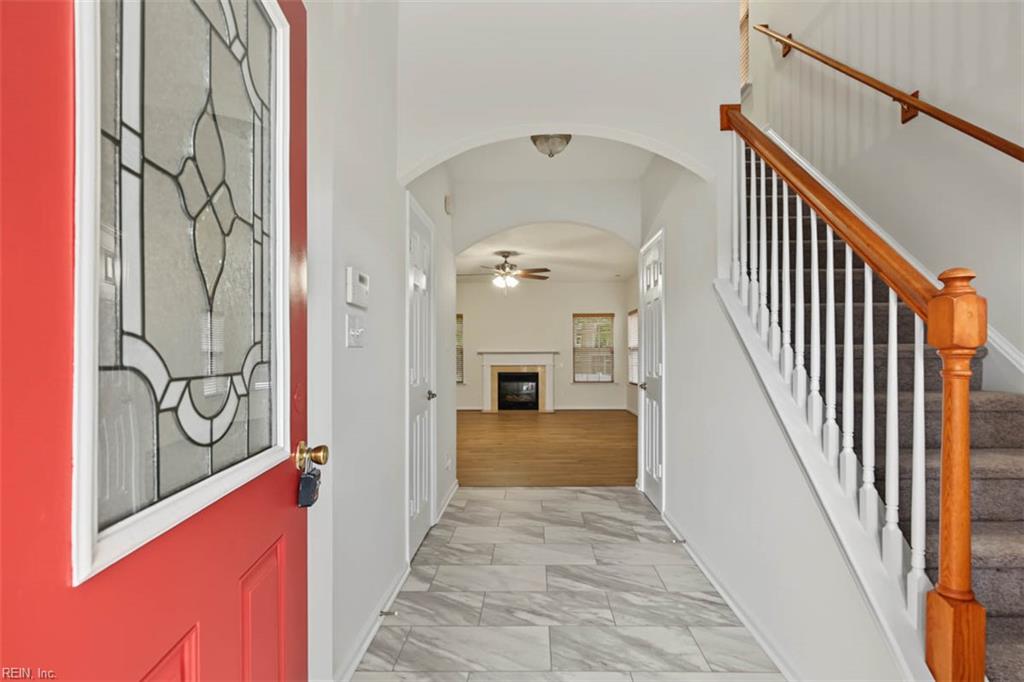 303 Bexley Park Way Property Photo 5