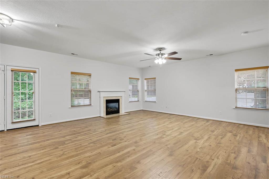303 Bexley Park Way Property Photo 13