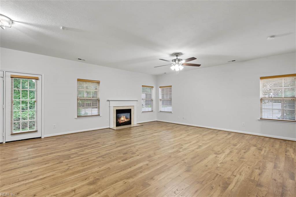 303 Bexley Park Way Property Photo 14