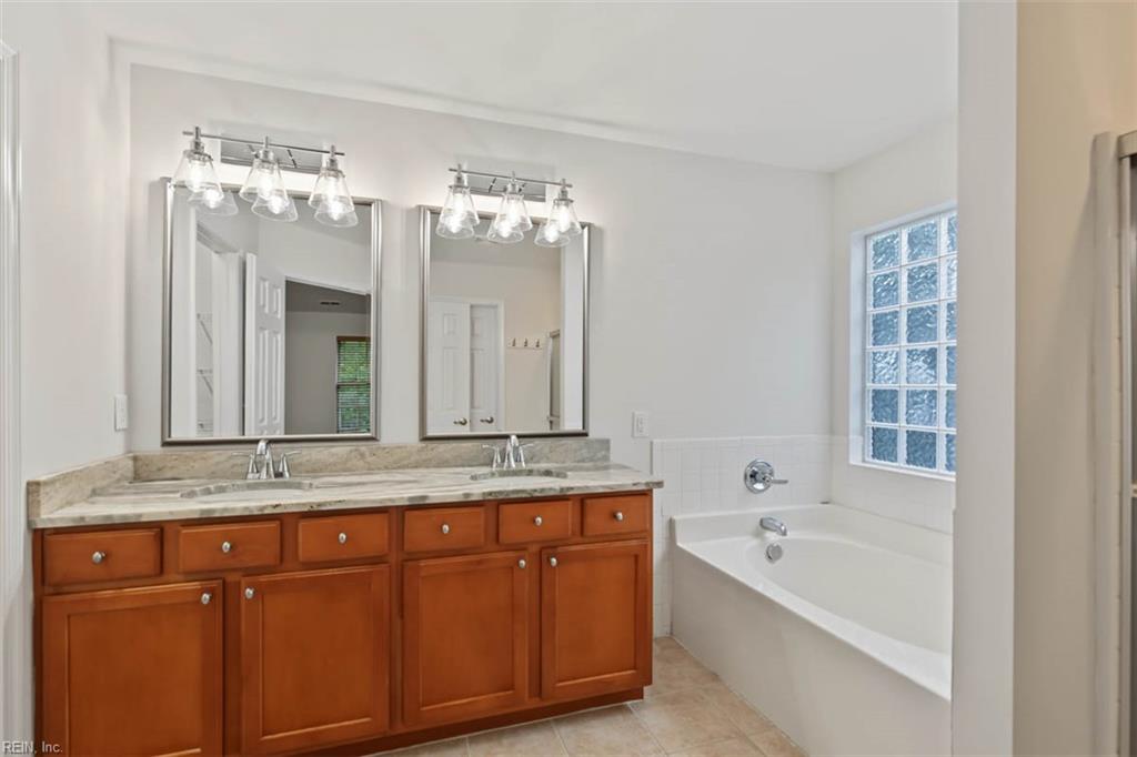 303 Bexley Park Way Property Photo 31