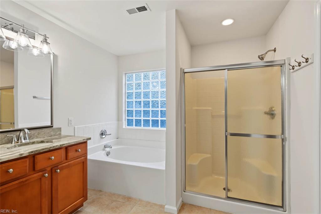 303 Bexley Park Way Property Photo 32