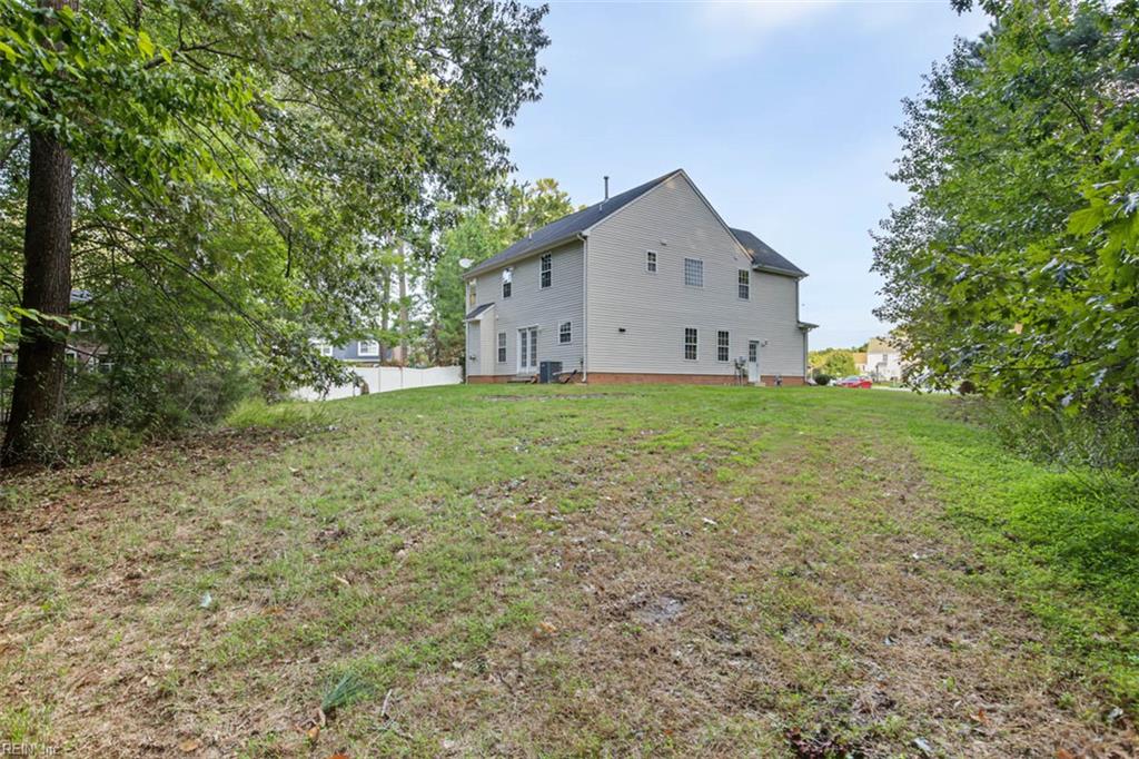 303 Bexley Park Way Property Photo 39