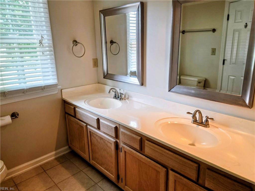 909 Willow Pt Property Photo 11