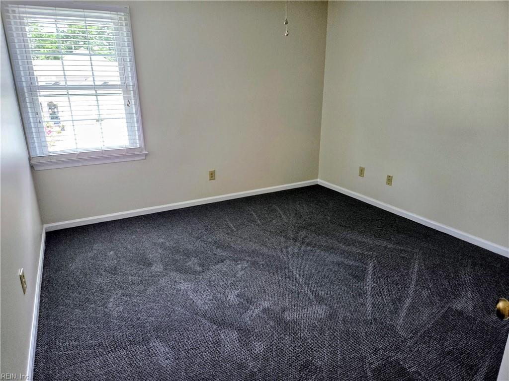 909 Willow Pt Property Photo 13