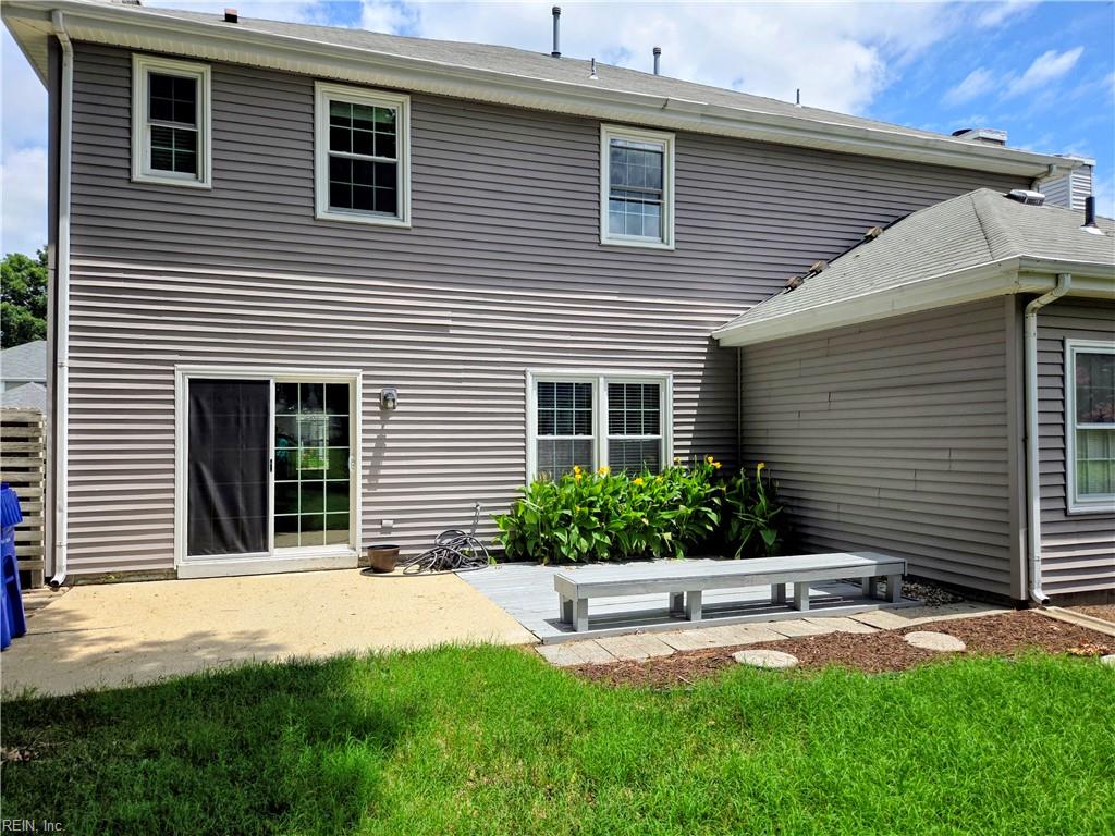 909 Willow Pt Property Photo 17