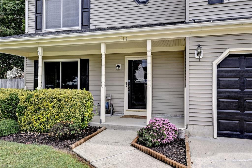 114 Sheffield Way Property Photo 4
