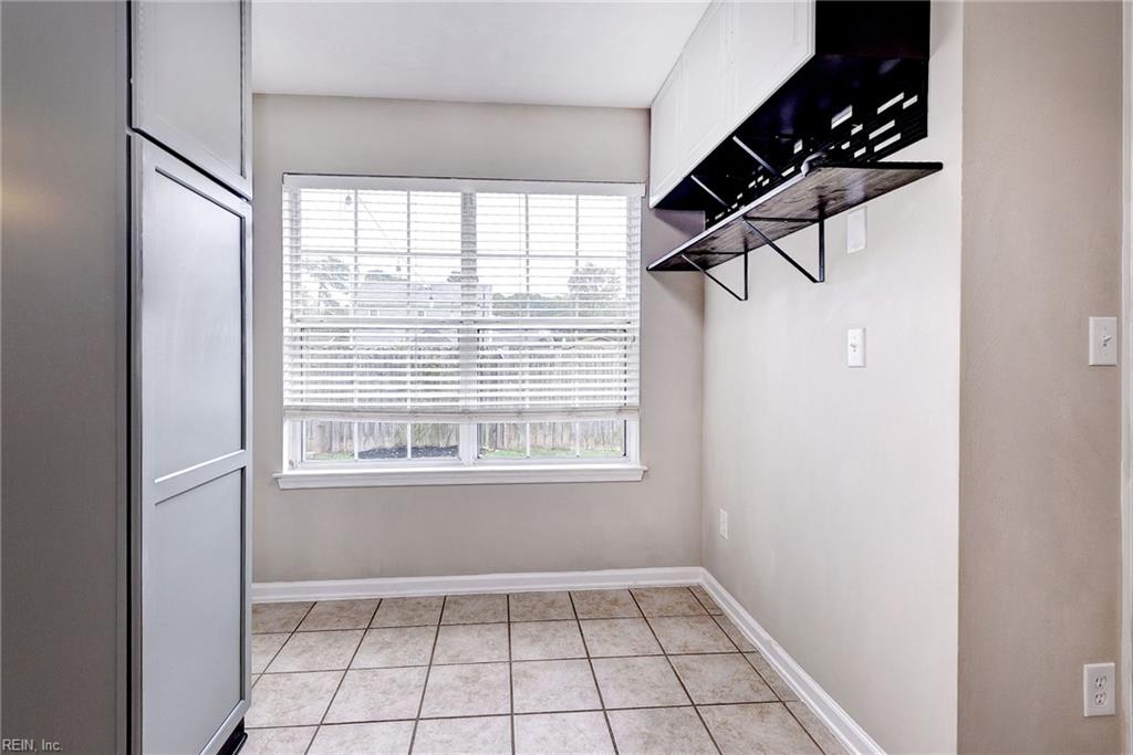 114 Sheffield Way Property Photo 10