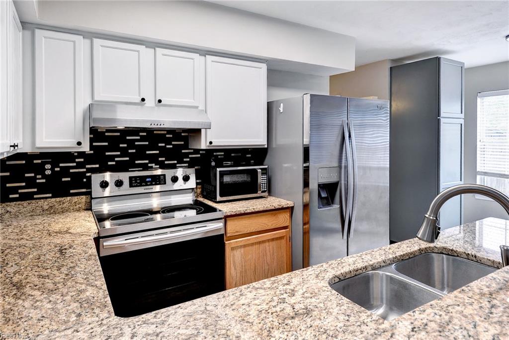 114 Sheffield Way Property Photo 14