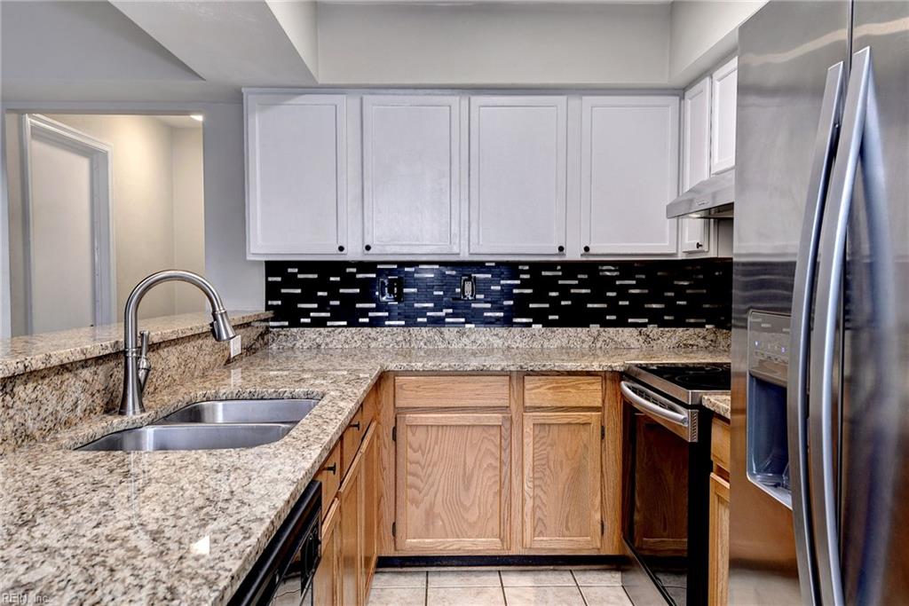 114 Sheffield Way Property Photo 15