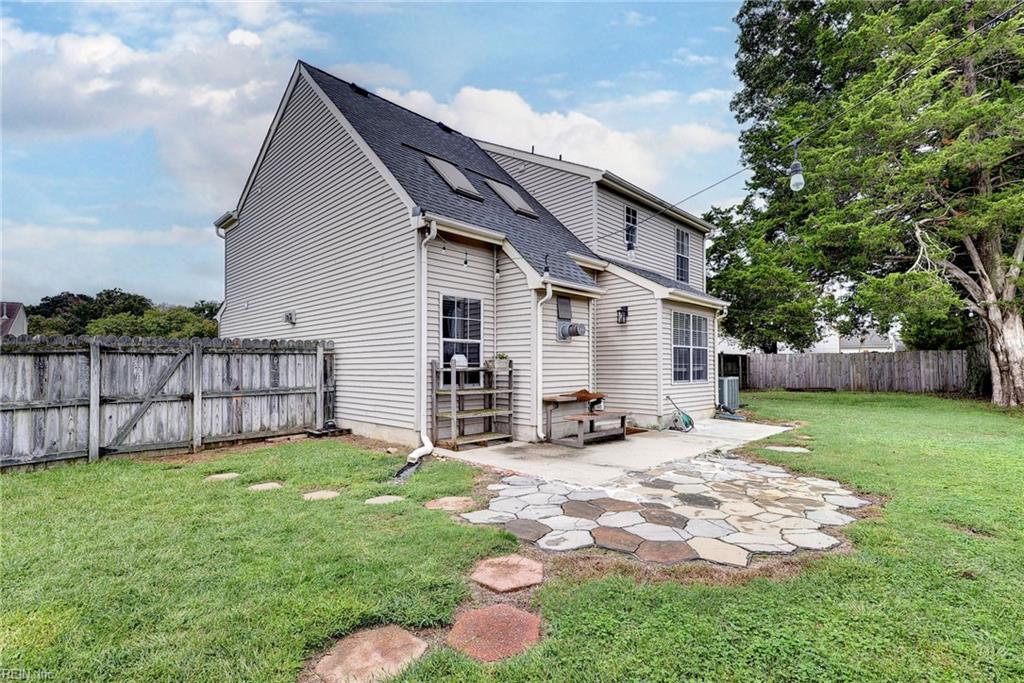 114 Sheffield Way Property Photo 29