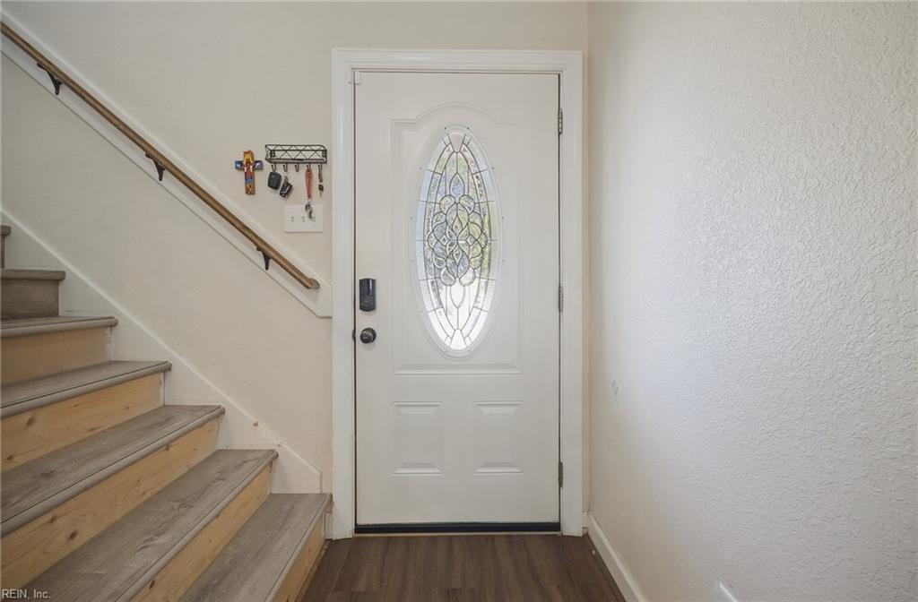 4417 King St Property Photo 7