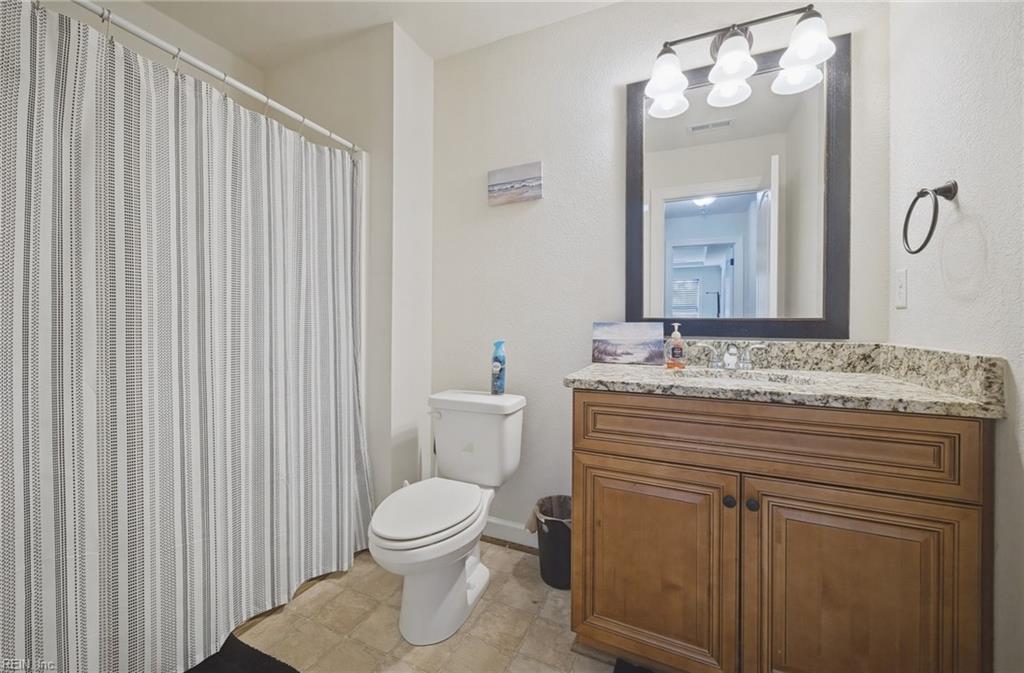 4417 King St Property Photo 29