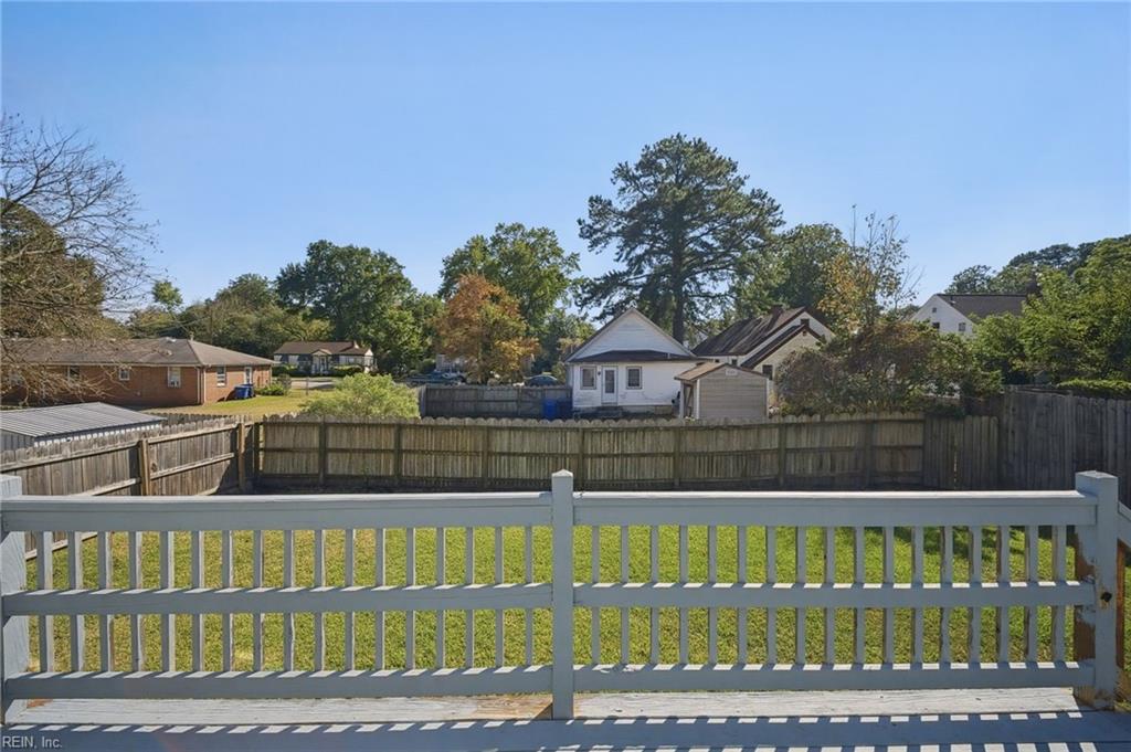 4417 King St Property Photo 32