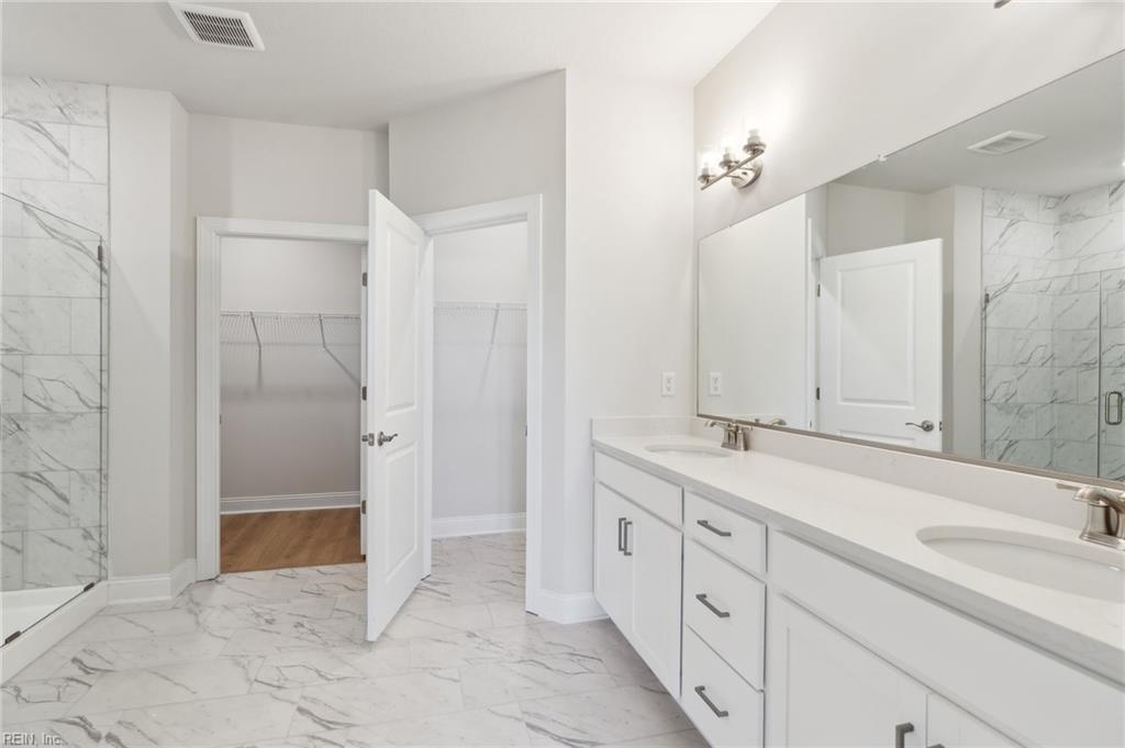 2226 Edwin Dr Property Photo 15
