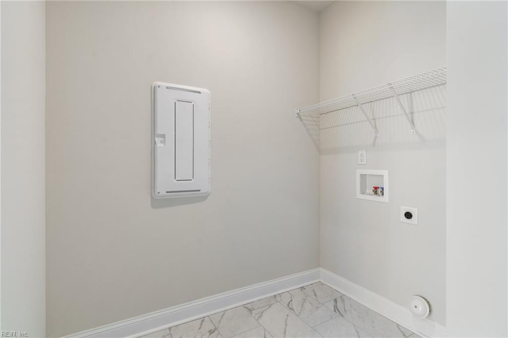 2226 Edwin Dr Property Photo 20