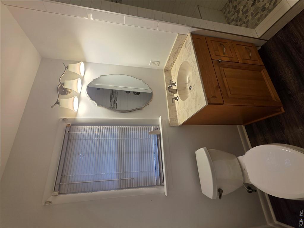 101 Giles Ln Property Photo 12