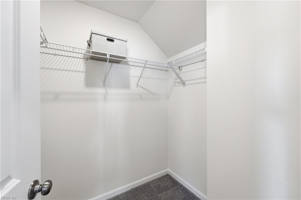545 Watercrest Cir Property Photo 22