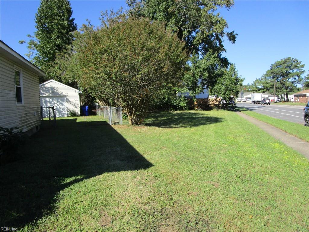 3323 Montana Ave Property Photo 17