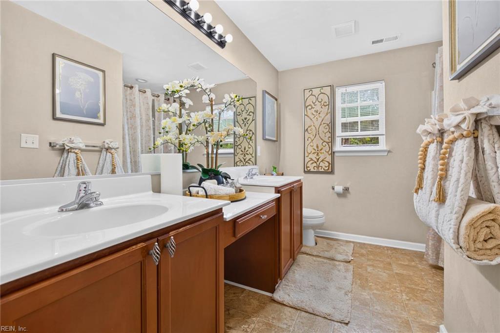 5108 Queen St Property Photo 32