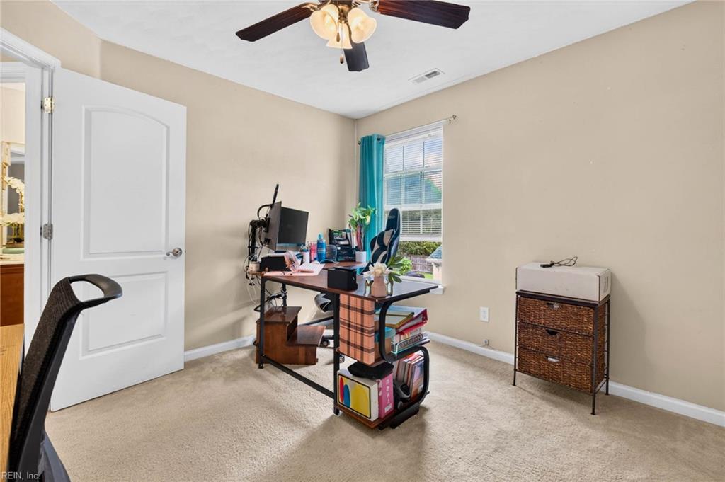 5108 Queen St Property Photo 34