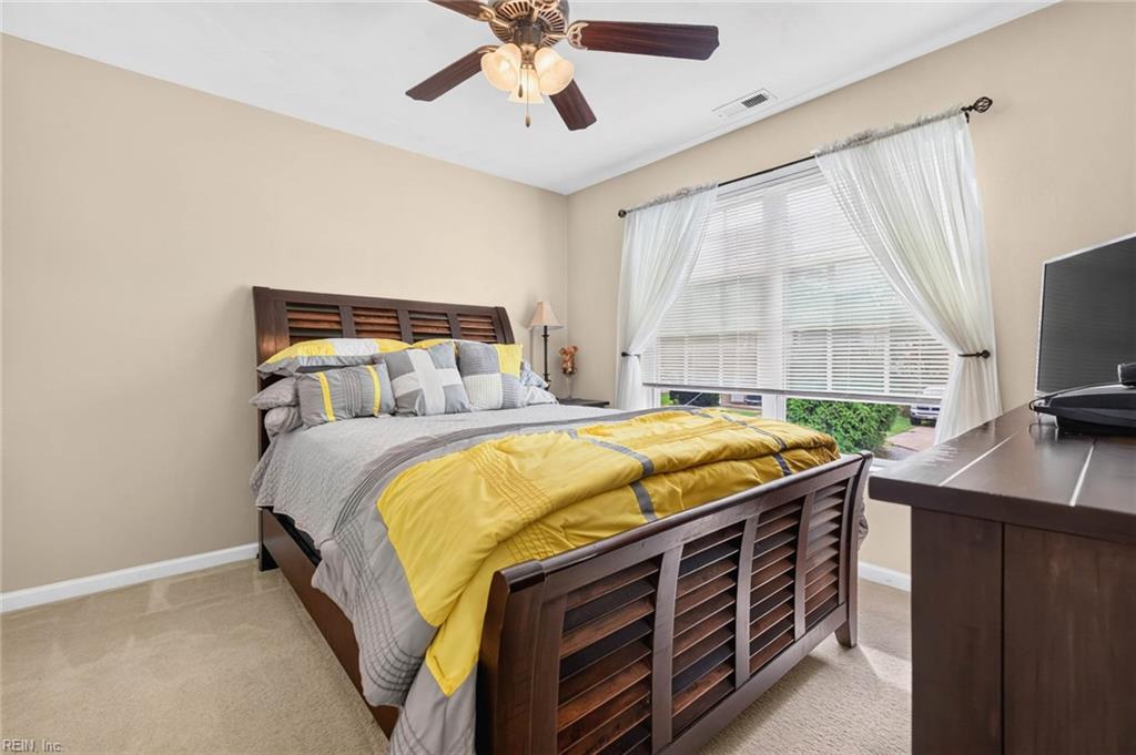 5108 Queen St Property Photo 41