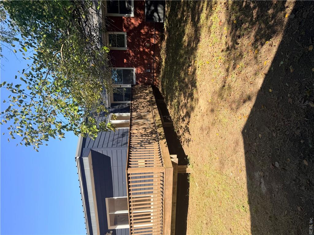 1805 Broadstreet Rd Property Photo 11