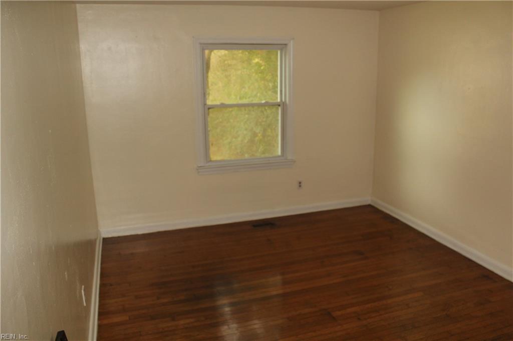 1805 Broadstreet Rd Property Photo 19