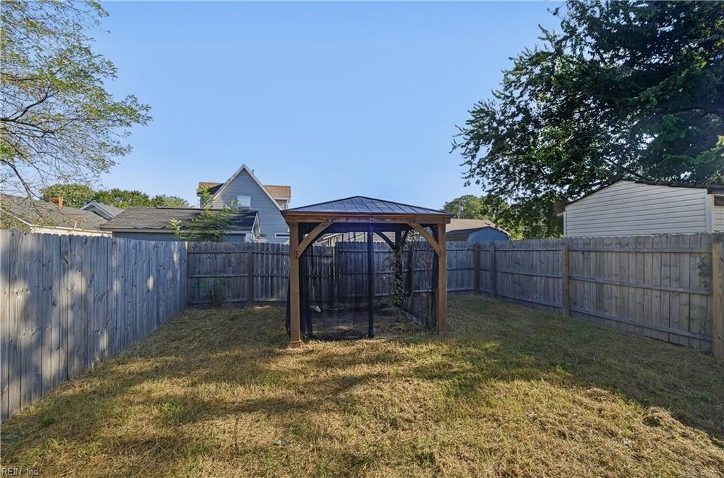 1304 West Ave Property Photo 26