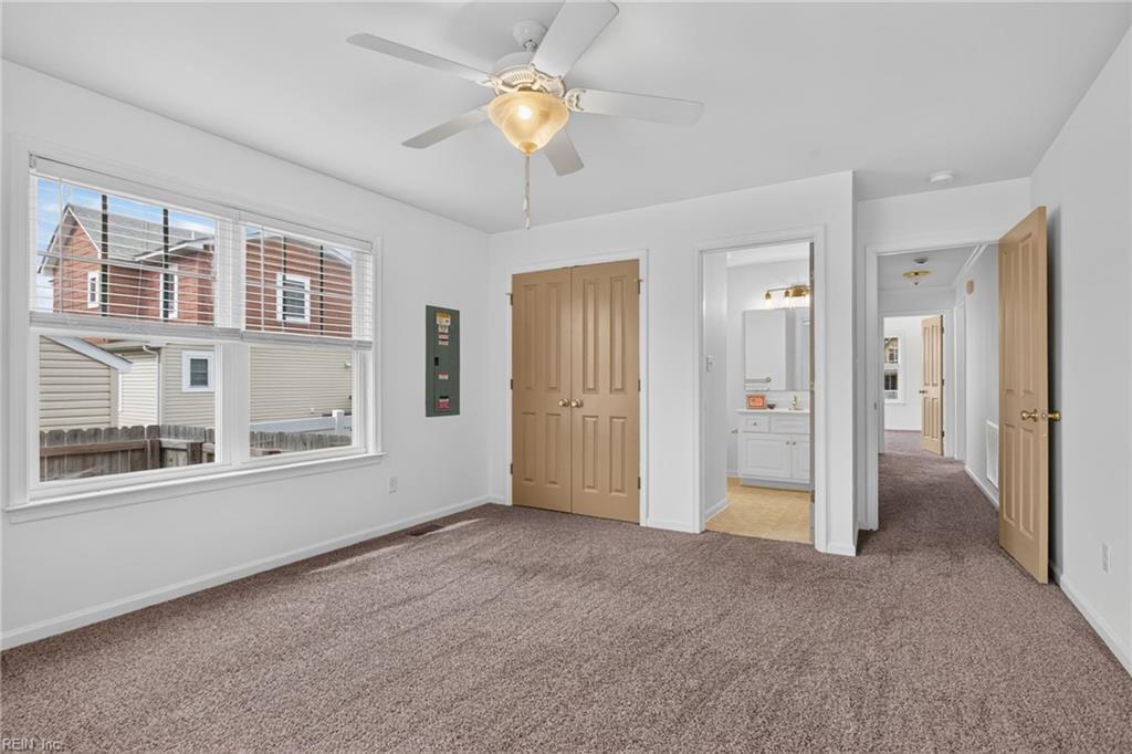 815 W Queen St Property Photo 20