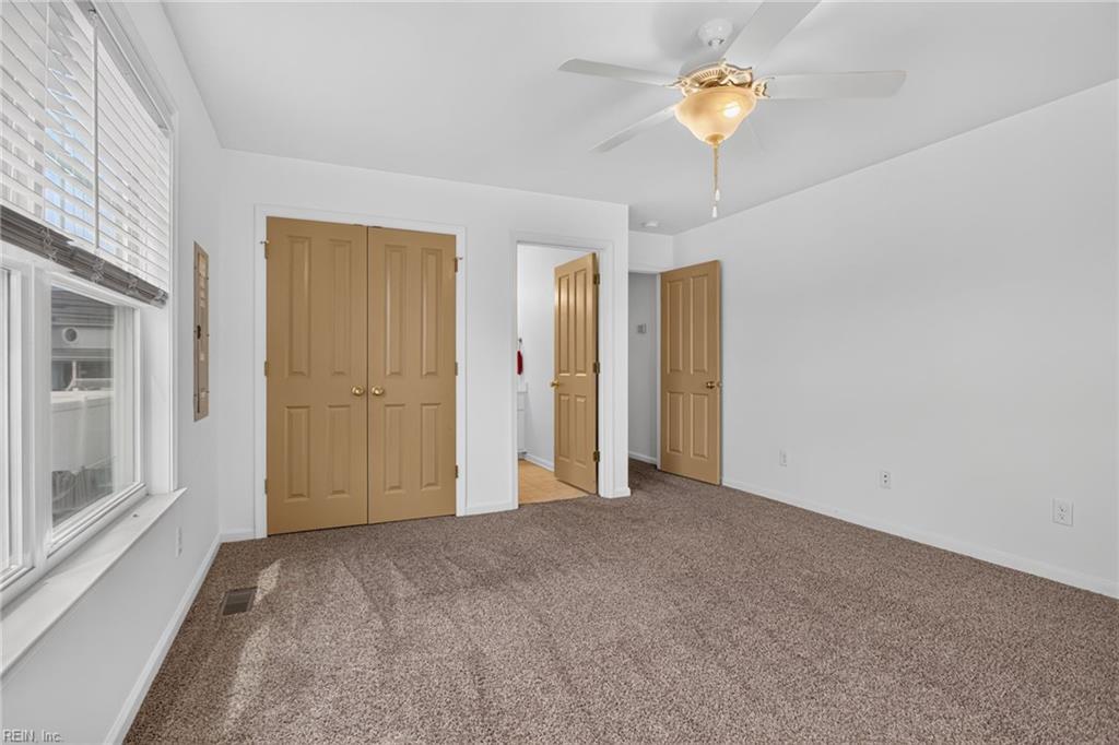 815 W Queen St Property Photo 21