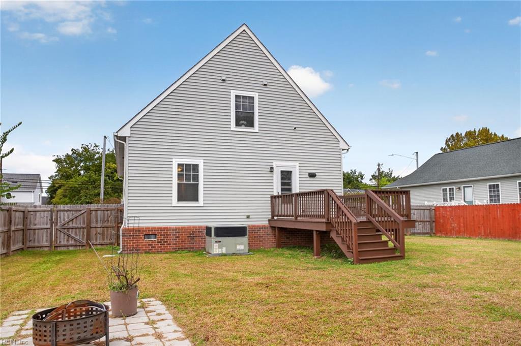 815 W Queen St Property Photo 31