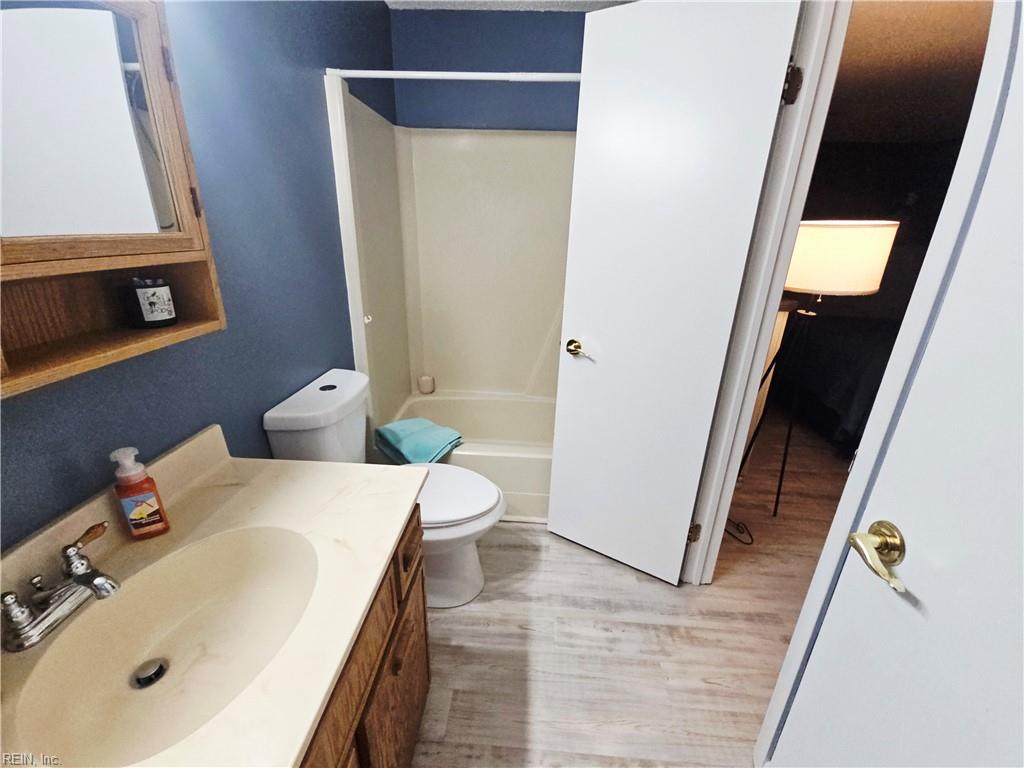 8530 Tidewate Dr Property Photo 26