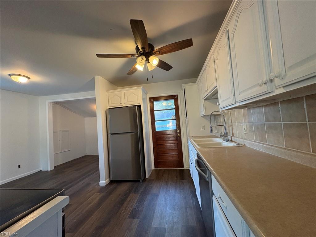 107 Carver Pl Property Photo 4