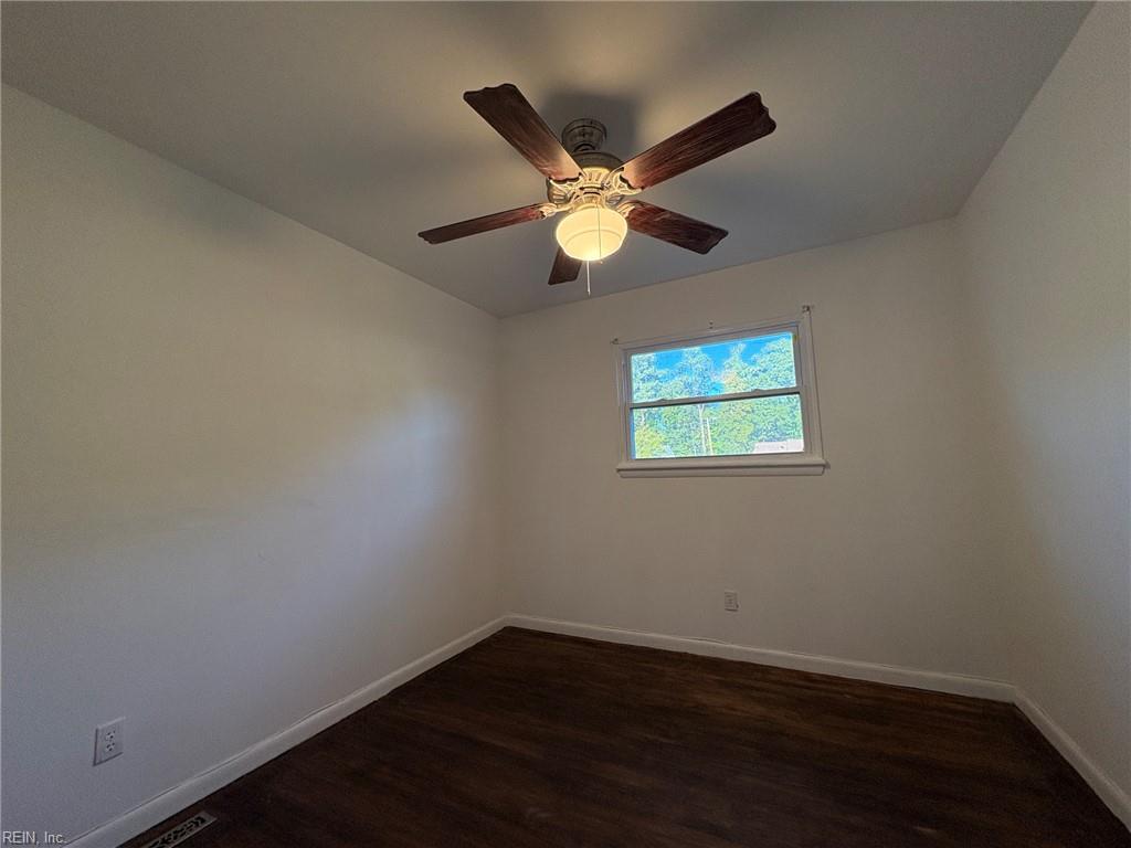 107 Carver Pl Property Photo 6