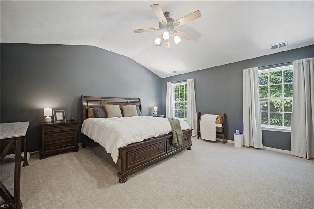 2045 Gravenhurst Dr Property Photo 25