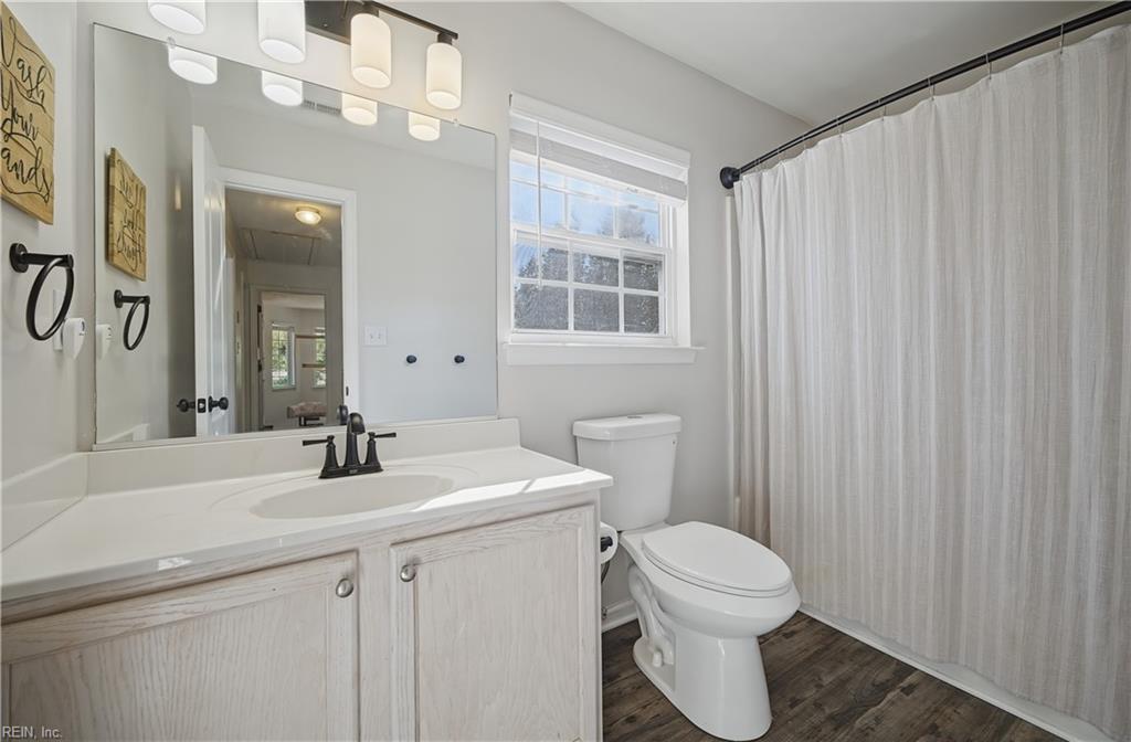 2045 Gravenhurst Dr Property Photo 38